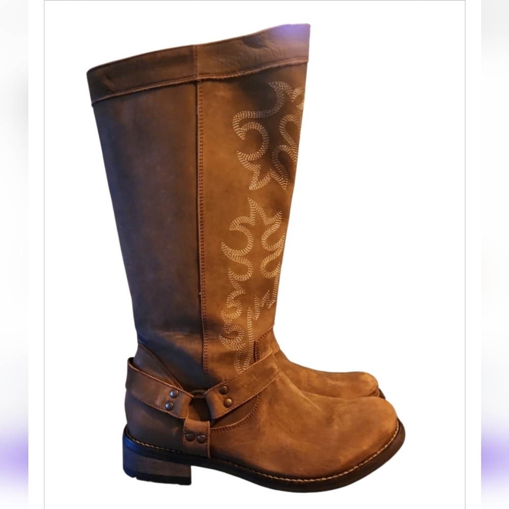 Abilene Women's Rawhide 12" Tall Side Zipper Harness Boot Round Toe 5911 Brown